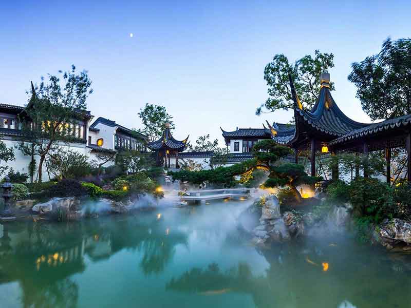 【夜艷江南】【花季篇】杭州西湖、太子灣賞花、蘇州園林、 凈慈寺祈福、錢塘江夜景、上海兩大商圈、金融中心、水鄉烏鎮雙飛4日游